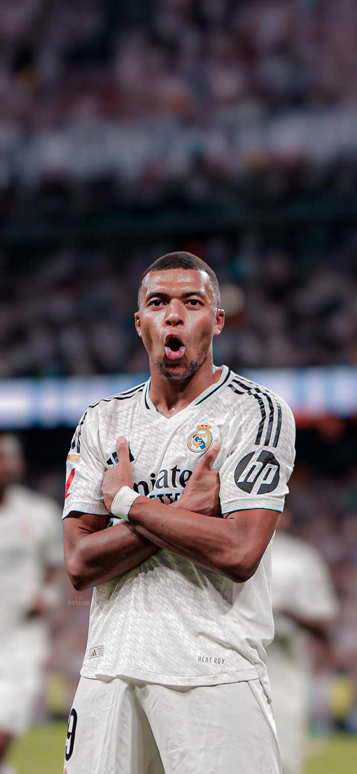 超级铁人！B费休战1个月已是他生涯最长伤病，在曼联5年仅伤缺两场（铁人本色！B费因伤缺阵1个月创生涯最长伤停，曼联五年仅因伤缺席2场）