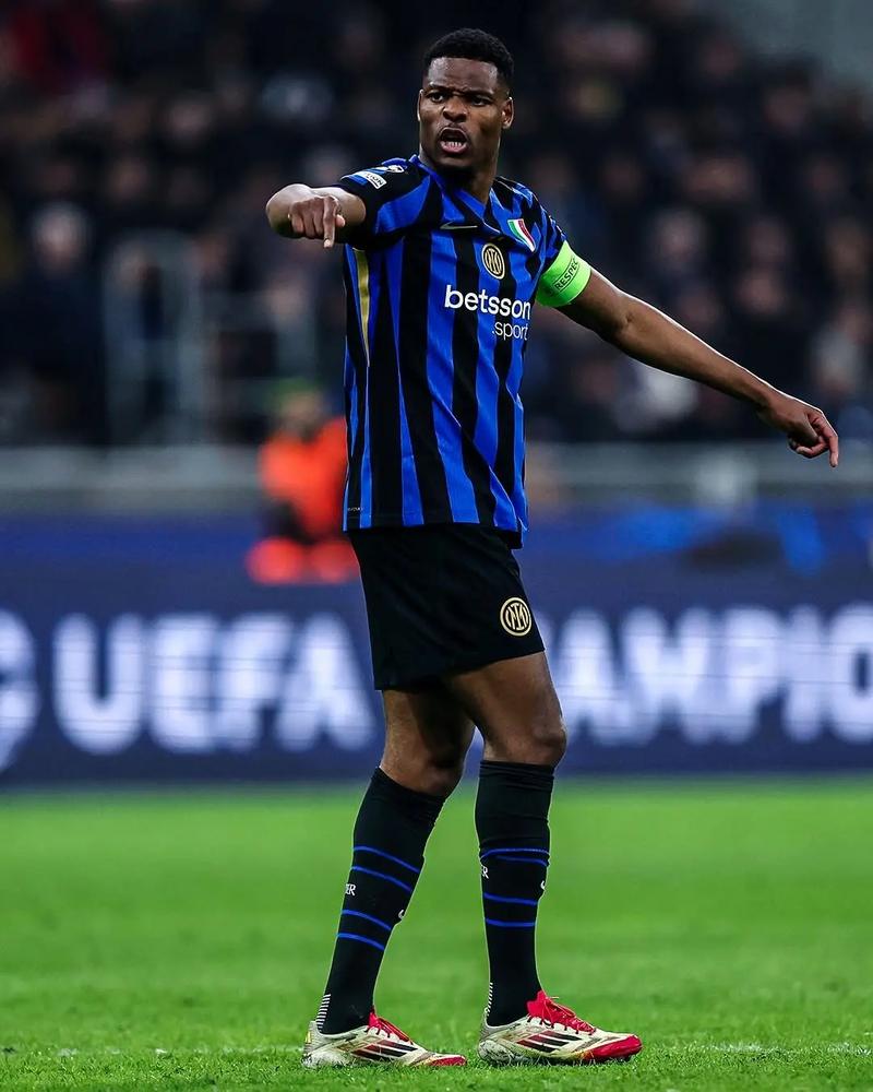 高尔夫球场维护有多烧钱？