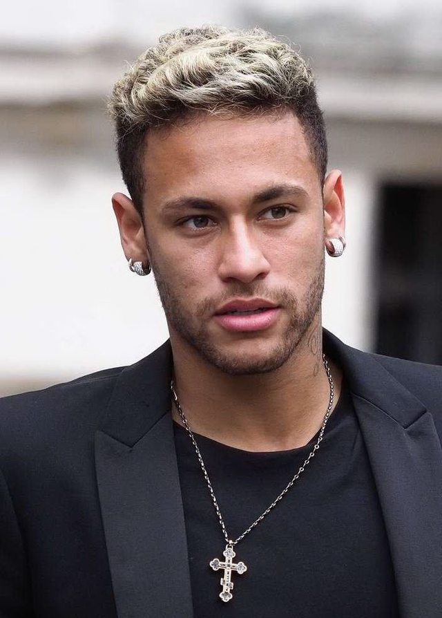 圣吉罗斯主帅：我们展现出了勇气和激情，对球队表现感到满意（圣吉罗斯主教练：球队展现勇气与激情，我对表现满意）