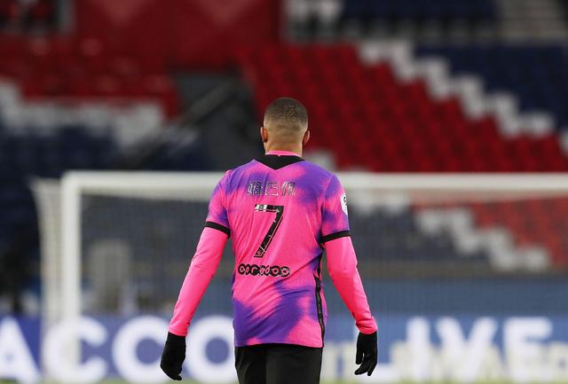 杨瀚森机会来了？克林根&罗威都将缺席今天对阵灰熊的比赛（克林根、罗威今日战灰熊缺阵，杨瀚森迎来良机）